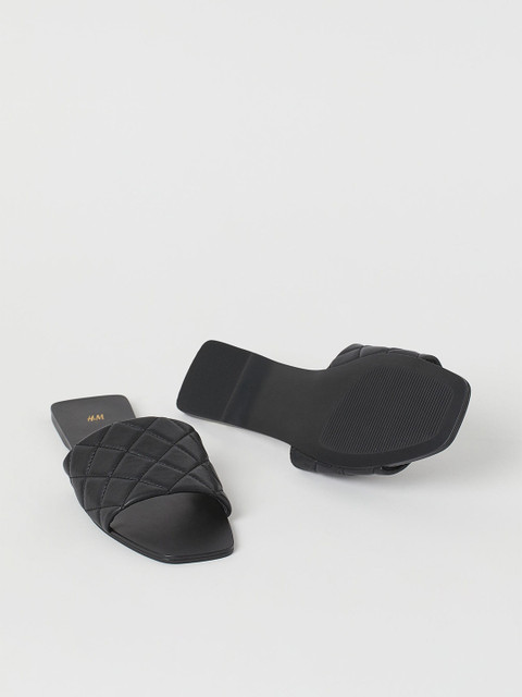 

H&M Women Black Quilted Slides