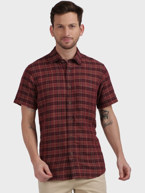 

ColorPlus Men Maroon Tailored Fit Checked Casual Shirt