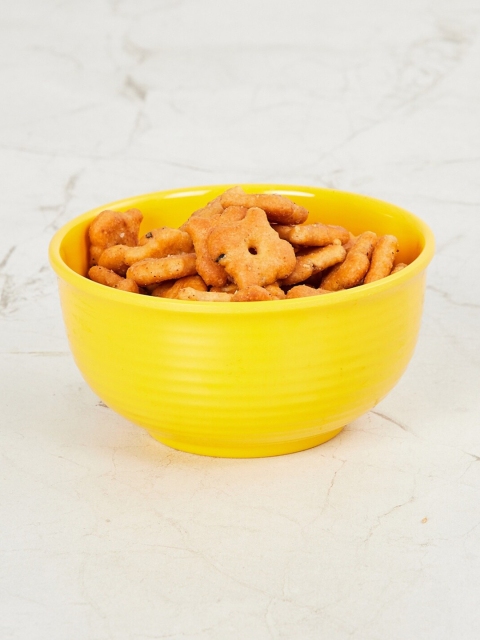 

Home Centre Yellow Meadows Madora Melamine Bowl