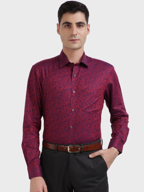 

ColorPlus Men Red Tailored Fit Printed Casual Shirt