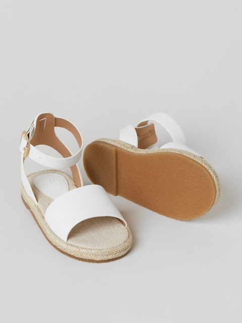 

H&M Girls White Solid Open Toe Flats