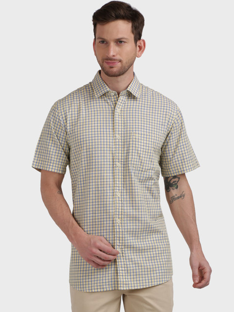 

ColorPlus Men Yellow Tailored Fit Checked Casual Shirt