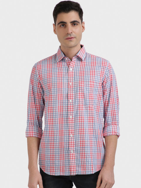 

ColorPlus Men Red Tailored Fit Checked Casual Shirt