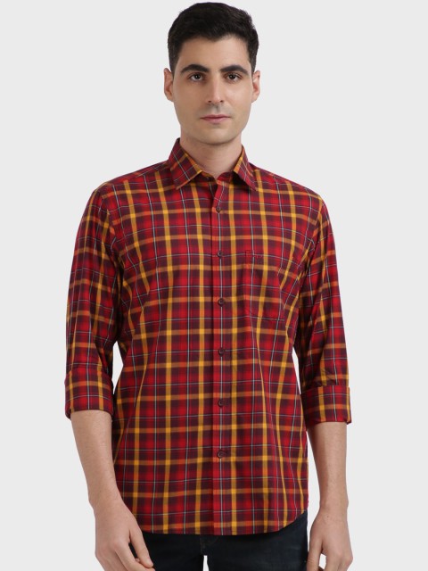 

ColorPlus Men Red Tailored Fit Checked Casual Shirt
