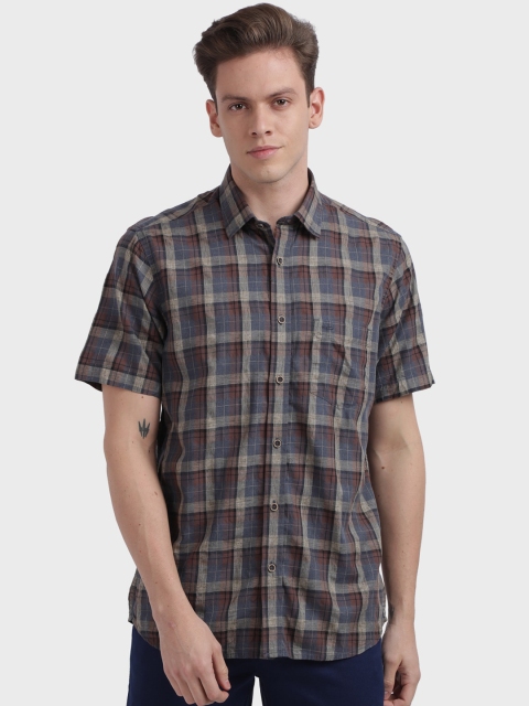 

ColorPlus Men Brown Tailored Fit Checked Casual Shirt