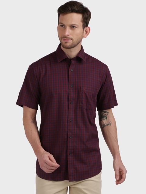 

ColorPlus Men Maroon & Blue Tailored Fit Checked Casual Shirt