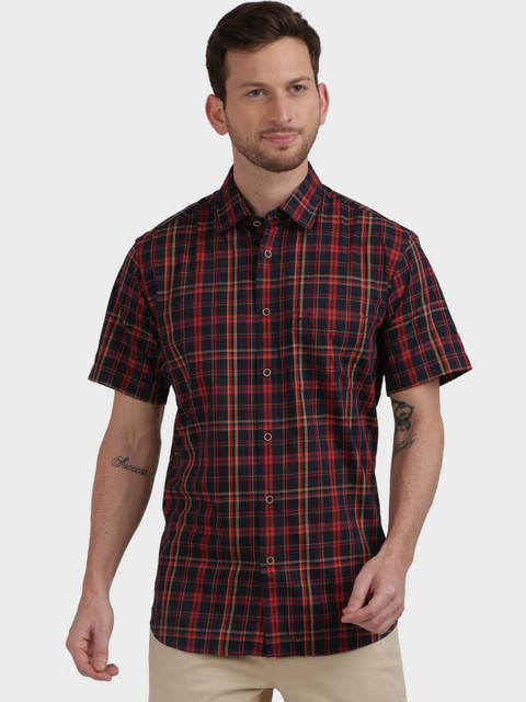 

ColorPlus Men Red Tailored Fit Checked Casual Shirt
