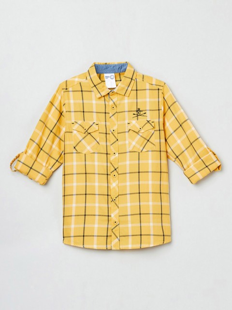 

max Boys Yellow & White Regular Fit Checked Casual Shirt