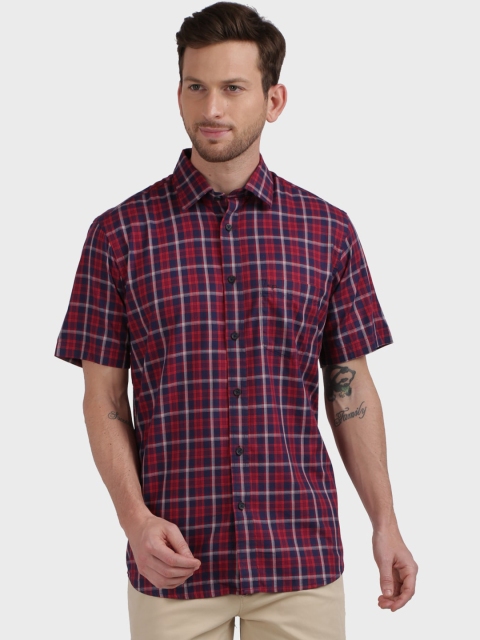 

ColorPlus Men Red & Navy Blue Tailored Fit Checked Casual Shirt