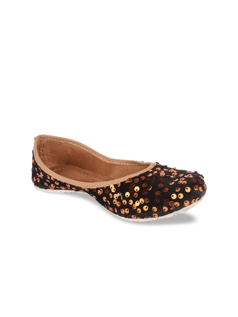 

DESI COLOUR Girls Gold Embellished Leather Ethnic Mojaris Flats