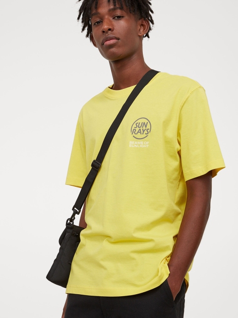 

H&M Men Yellow Printed T-shirt