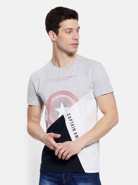 

Octave Men Grey & Black Avengers Printed T-shirt