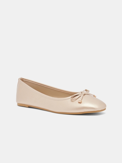 

shoexpress Women Gold Ballerinas with Bows Flats