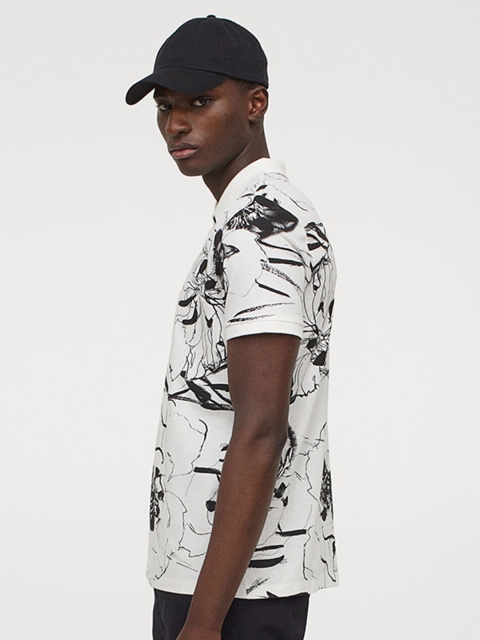 

H&M Men White & Black Printed Slim Fit Cotton Polo Shirt