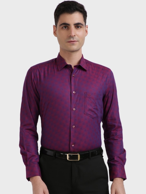 

ColorPlus Men Red Tailored Fit Casual Shirt