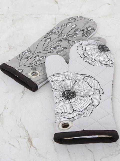 

Home centre Set Of 2 Grey Mandarin Printed Oven Mittens