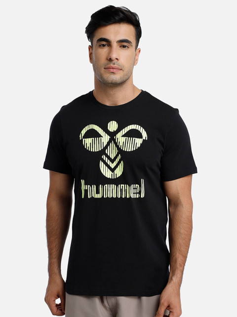 

hummel Men Black & Cream-Coloured Brand Logo Printed T-shirt