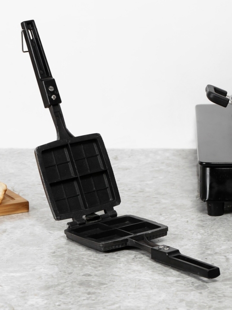 

Home Centre Black Non-Stick Sandwich Grill
