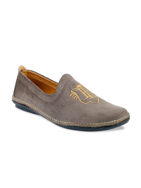 

Woakers Men Grey Woven Design Slip-On Sneakers