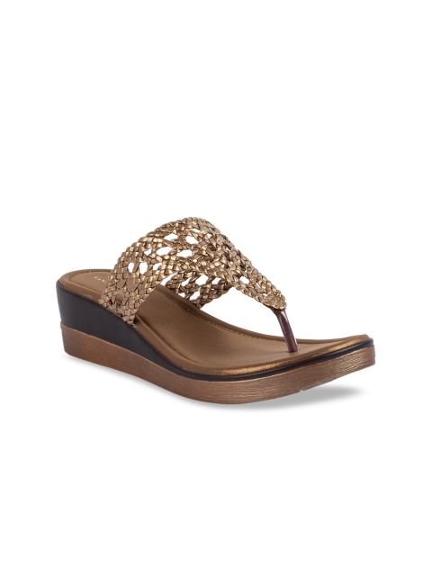 

Vanilla Moon Women Bronze-Toned Woven Design Wedges