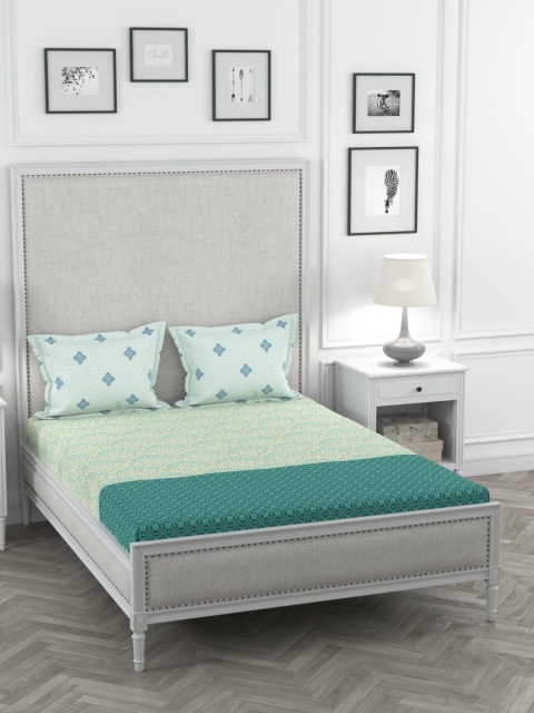 

Portico New York Green Floral 144 TC Cotton 1 King Bedsheet with 2 Pillow Covers