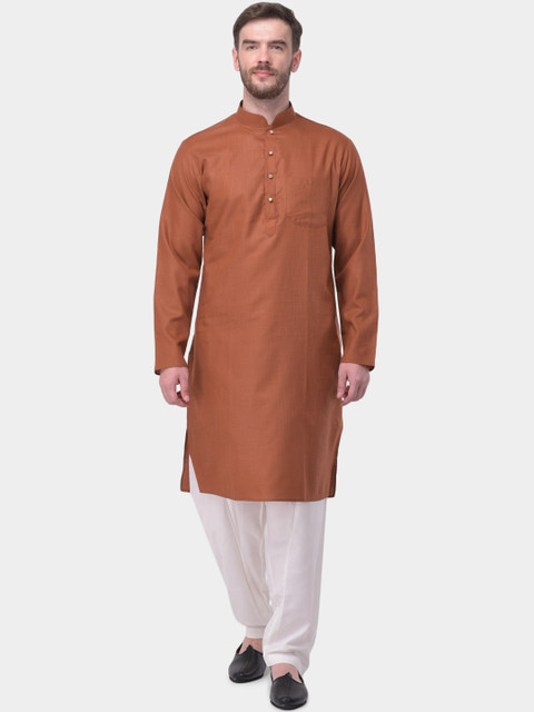 

SG LEMAN Men Rust Solid Kurta with Pyjamas