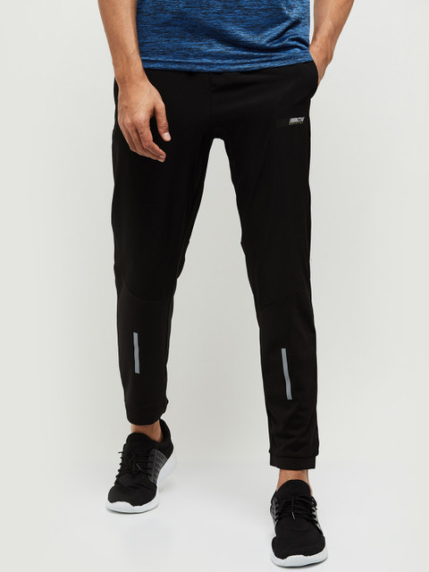

max Men Black Solid Joggers