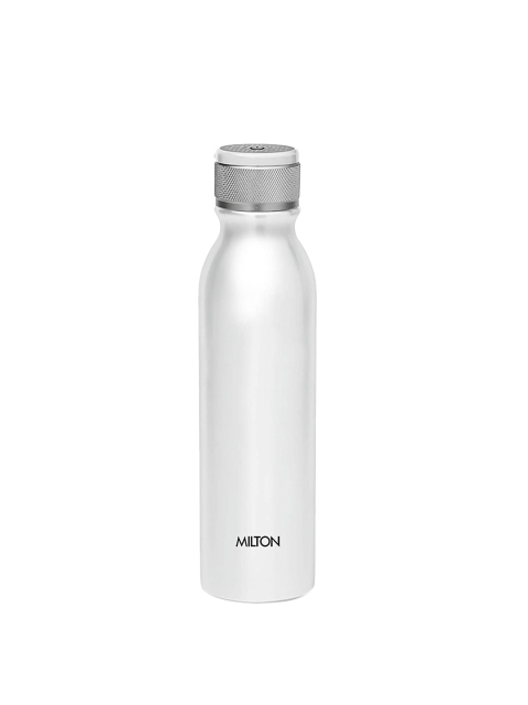 

Milton White Solid Rhytm-900 Thermosteel Hot & Cold Vacuum Insulated Water Bottle With Wireless Speaker