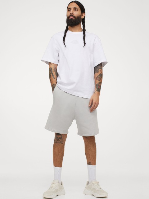 

H&M Men Grey Solid Cotton Sweatshirt Shorts