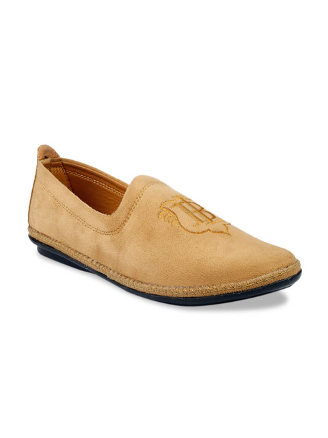 

Woakers Men Beige Woven Design Slip-On Sneakers