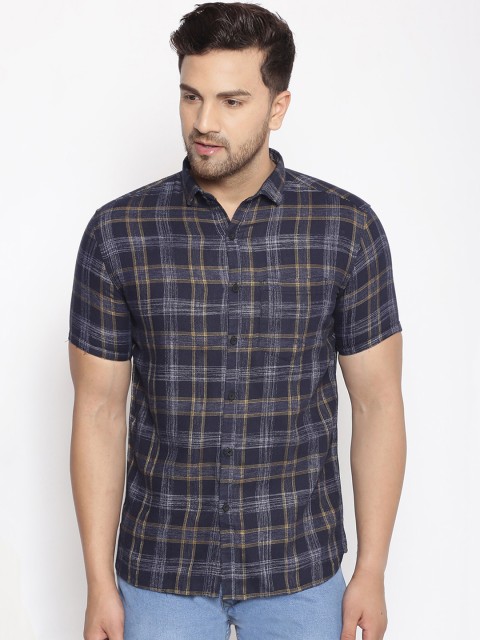 

SHOWOFF Men Navy Blue & White Cotton Classic Slim Fit Checked Casual Shirt