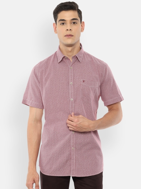 

Van Heusen Sport Men Pink Slim Fit Checked Casual Shirt