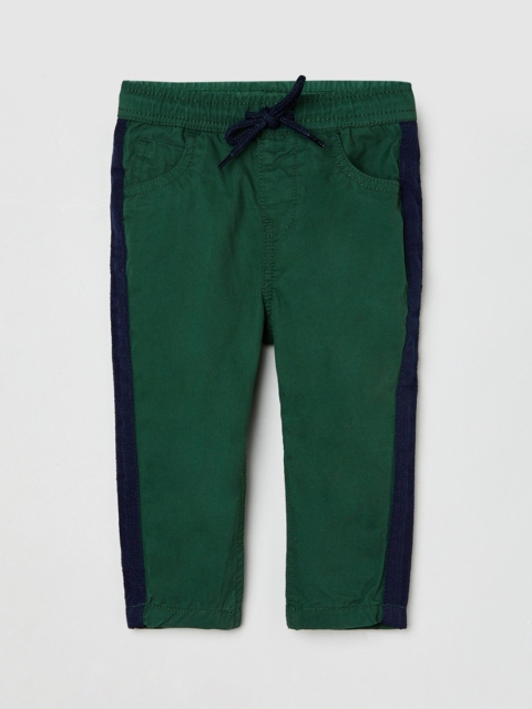 

max Boys Green Regular Trousers