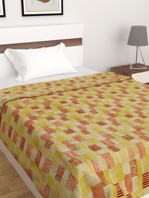 

Home Centre Yellow & Red Geometric AC Room 260 GSM Single Bed Blanket