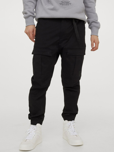 

H&M Men Black Cargo Joggers