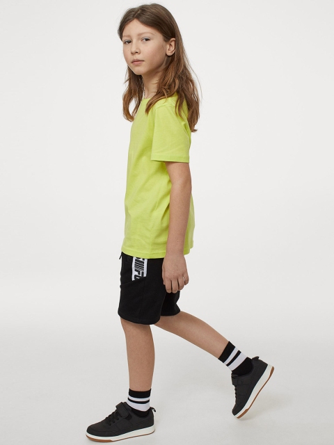 

H&M Boys Black & White Printed Sweatshirt Shorts
