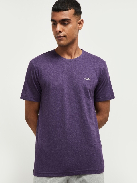 

max Men Purple Slim Fit Cotton T-shirt