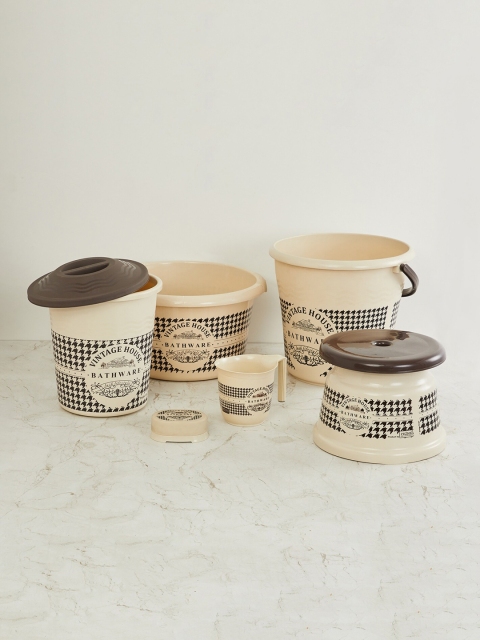 

Home Centre Set Of 6 Beige & Black Printed Corsica Vintage Bathroom Accessories