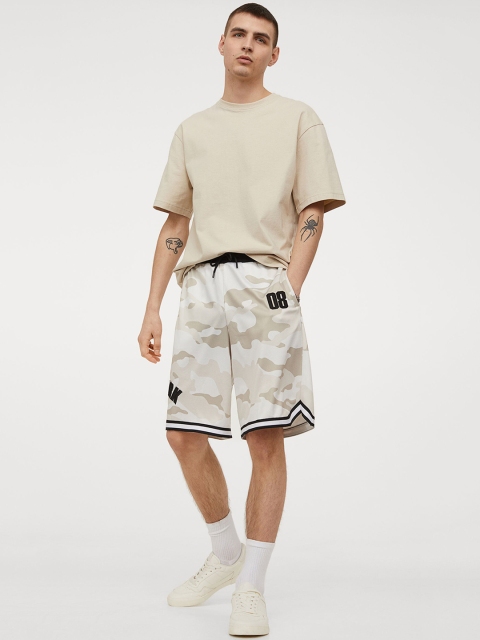 

Mesh Men Beige Printed Mesh Shorts