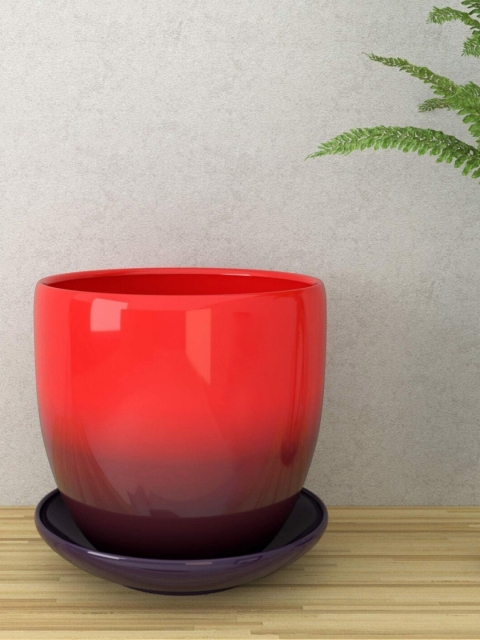 

Home Centre Red Cairo Ombre Handmade Waterproof Table Planter With Saucer