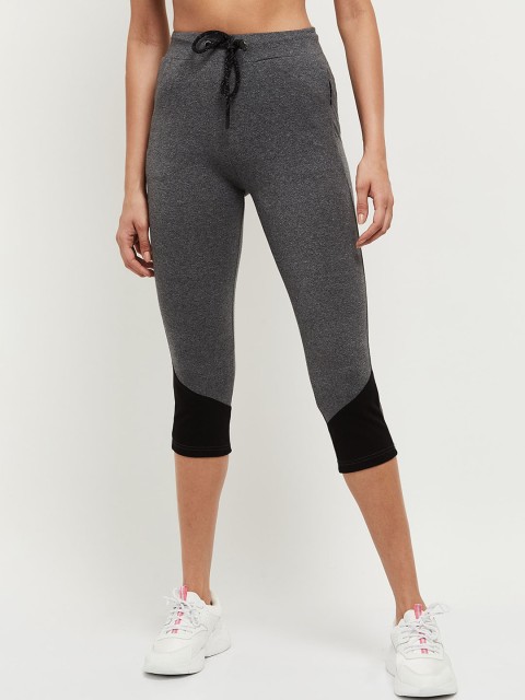 

max Women Grey & Black Solid Three Fourth-Length Leggings