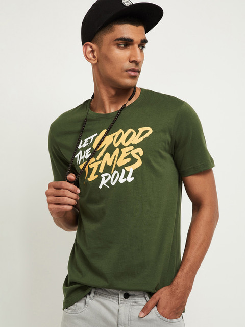 

max Men Green Typography Printed Applique Slim Fit T-shirt
