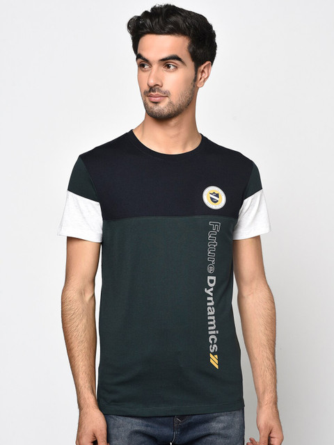 

Octave Men Green Colourblocked Round Neck T-shirt
