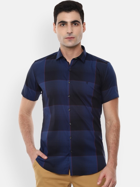

V Dot Men Navy Blue Slim Fit Checked Casual Shirt