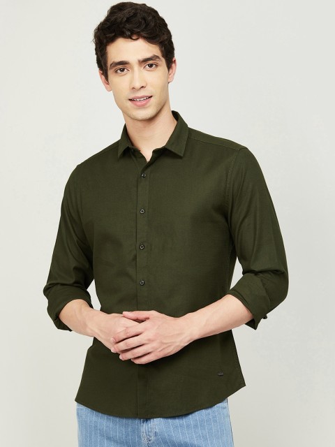 

Bossini Men Olive Green Regular Fit Solid Casual Shirt
