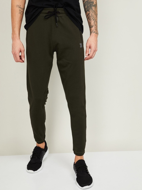 

UCLA Men Olive Green Solid Slim Fit Joggers