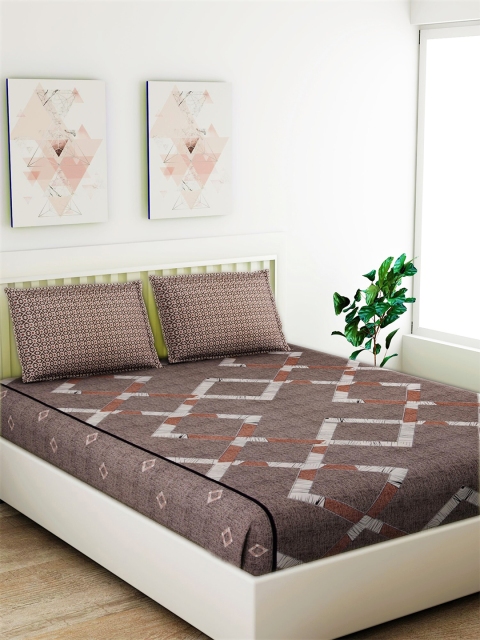 

Salona Bichona Brown Geometric 144 TC Cotton 1 Queen Bedsheet with 2 Pillow Covers