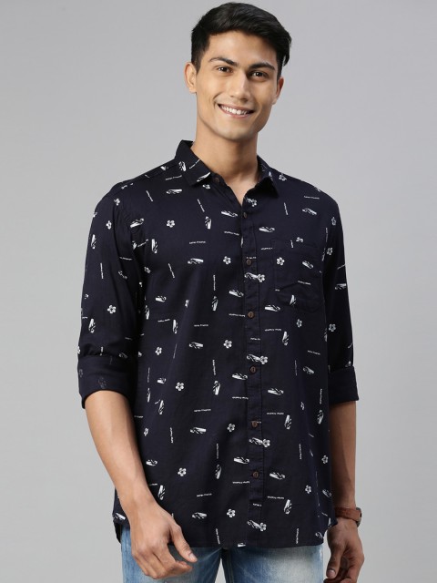 

William White Men Navy Blue & Off-White Slim Fit Printed Casual Shirt