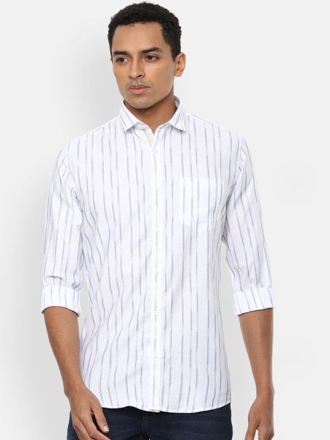 

Van Heusen Sport Men White Slim Fit Striped Casual Shirt