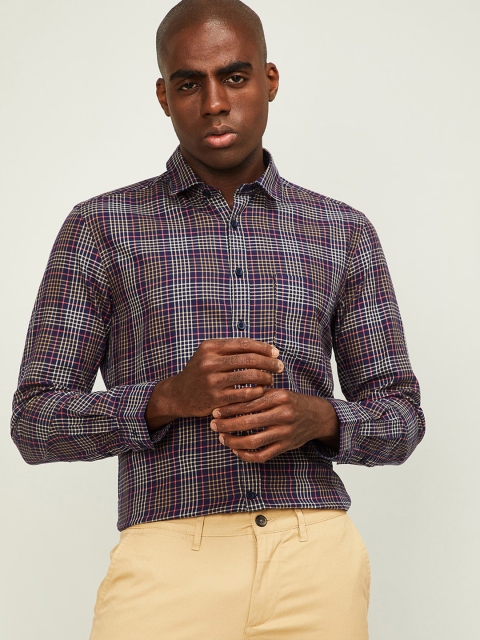 

CODE by Lifestyle Men Beige & Blue Slim Fit Checked Casual Shirt